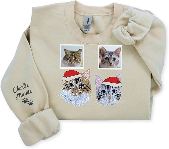 COUPLEHOODIES Custom Pet Christmas Sweatshirt – Embroidered Cat or Dog Portrait by COUPLEHOODIES