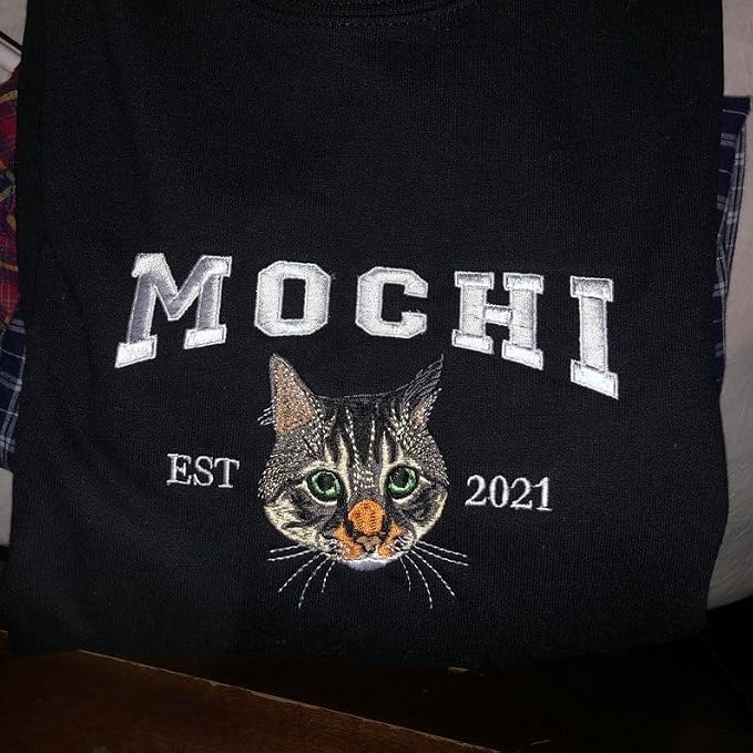 NAZENTI Personalized Dog Mom Sweatshirt, Cat Lovers Gift, Matching Dog and - Image 5