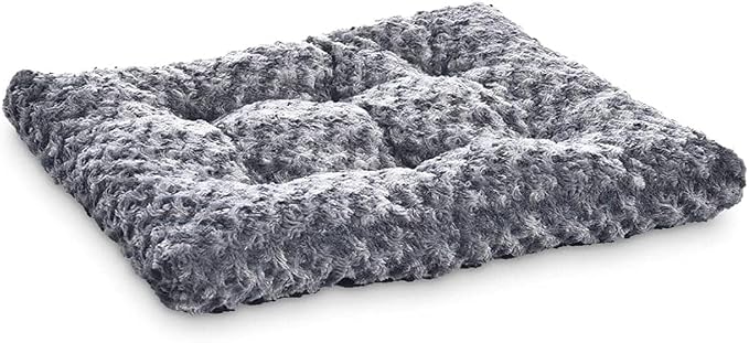 Amazon Basics Washable Cat and Dog Bed and Crate Pad by AmazonBasics