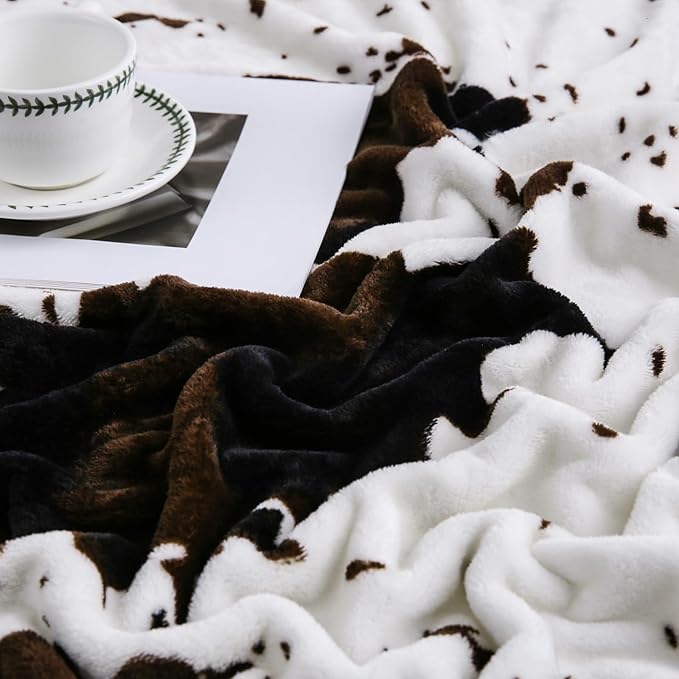 Bnuitland Cow Printed Fleece Flannel Throw Blanket, 300 GSM Double Sided Fuzzy - Image 7