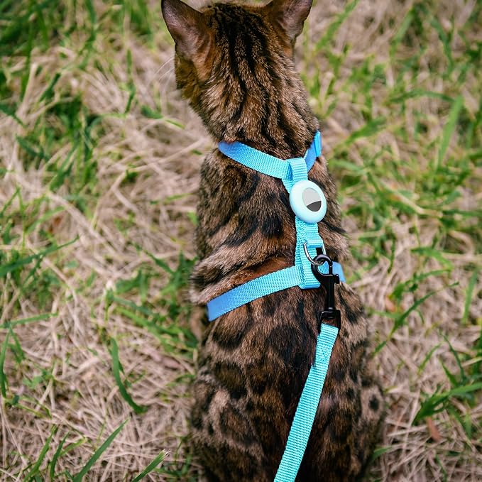Cat Harness and Leash Set with Airtag Holder - Image 5