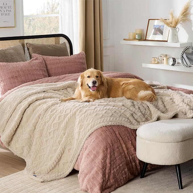 Bedsure Waterproof Dog Blankets - Image 9