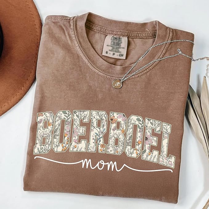 Personalized Dog Mom Sweatshirt, Dog Lover Crewneck, Gift Idea - Image 5